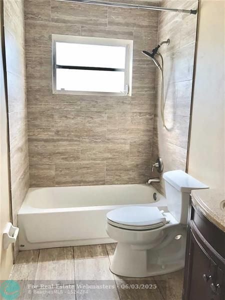 2 of 28 - 3502 Riverside Dr, Coral Springs, FL