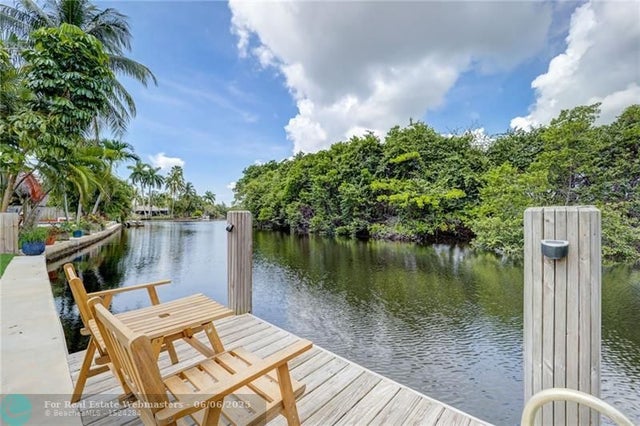 1 of 51 - 50 Ne 30th Ct, Wilton Manors, FL