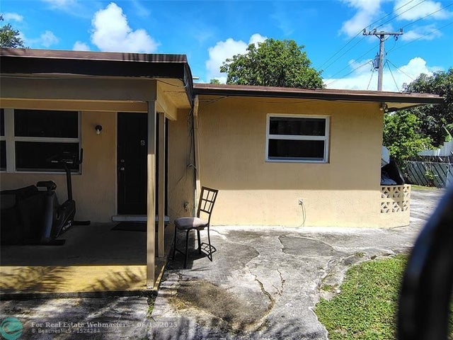 1 of 9 - 641 Ne 37th St, Deerfield Beach, FL