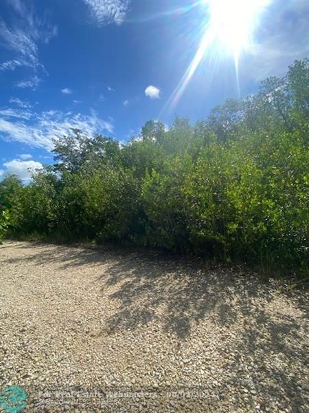 1 of 5 - 78 Otter Avenue, Other City - In The State Of Florida, FL