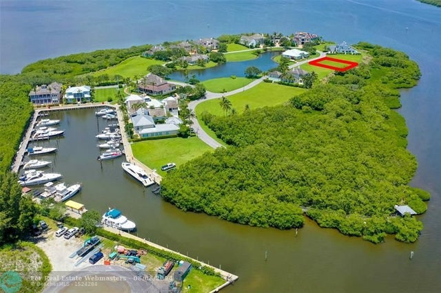 1 of 9 - 9260 E Marsh Island Dr, Vero Beach, FL