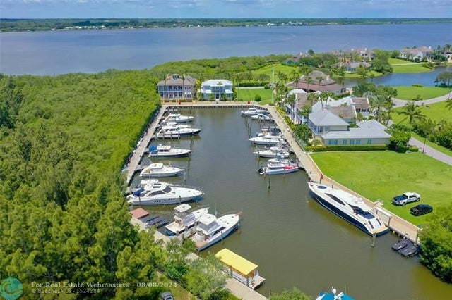 4 of 9 - 9260 E Marsh Island Dr, Vero Beach, FL
