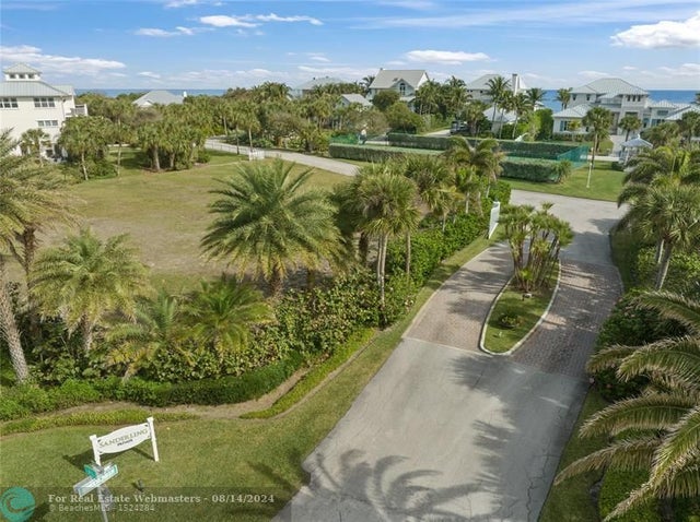3 of 18 - 2335 Sanderling Ln, Vero Beach, FL