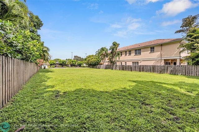 3 of 15 - 640 Ne 15th Ave, Fort Lauderdale, FL