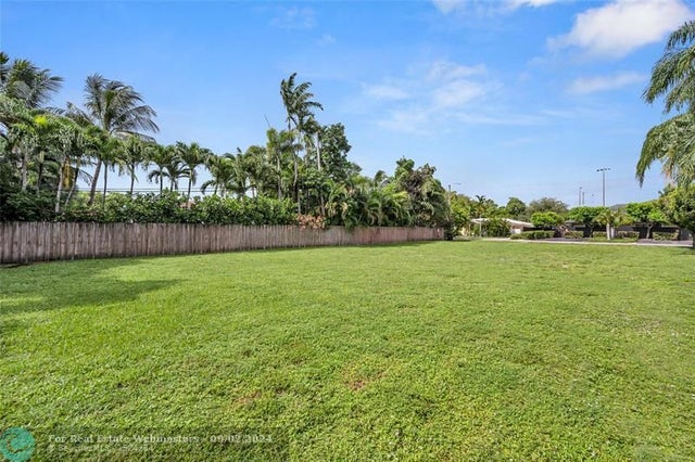 4 of 15 - 640 Ne 15th Ave, Fort Lauderdale, FL