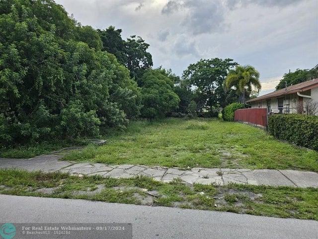 2 of 7 - 265 Nw 1st Ave, Deerfield Beach, FL
