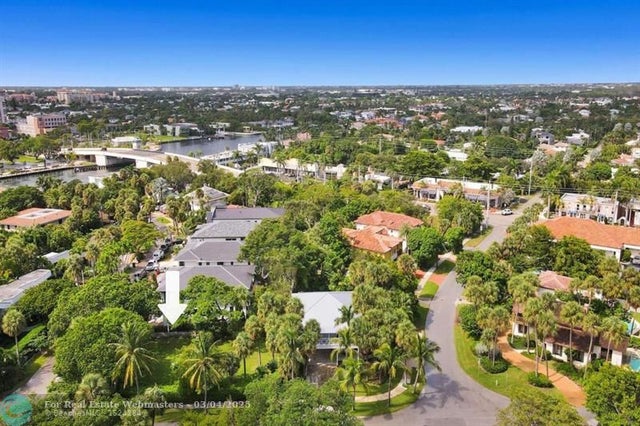 4 of 5 - 799 Park Drive W, Boca Raton, FL