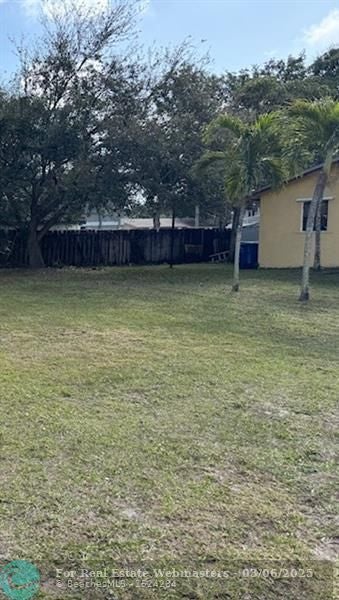 3 of 4 - 3rd Nw Ter, Hallandale, FL