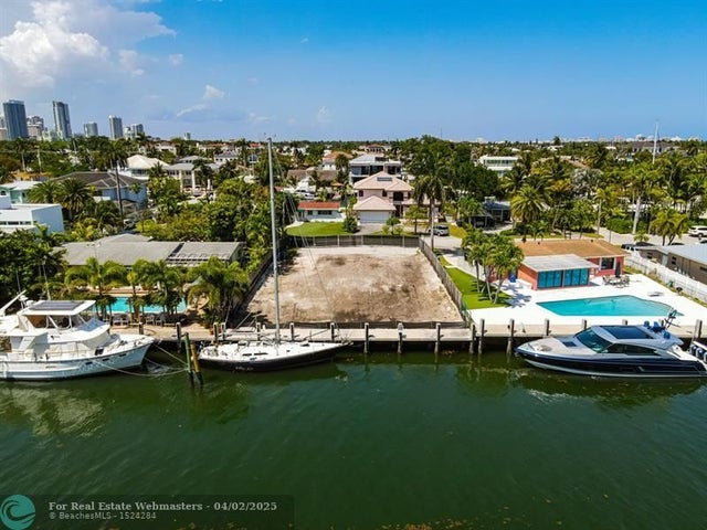 2 of 7 - 1524 Se 14th St, Fort Lauderdale, FL