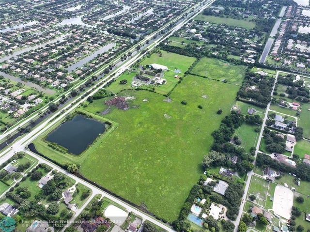 5 of 9 - 13900 Griffin Rd, Southwest Ranches, FL