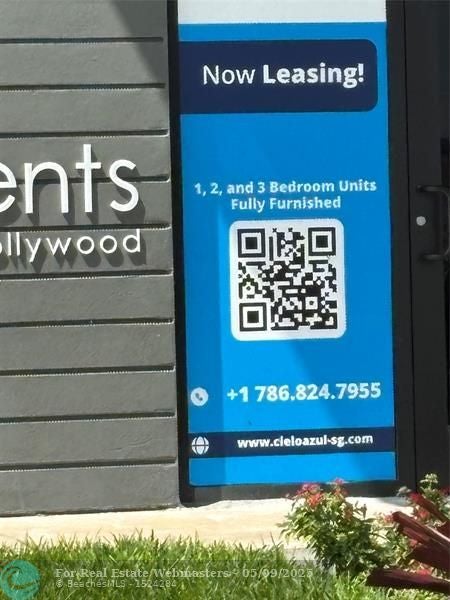 4 of 7 - 2117 Polk St, Hollywood, FL