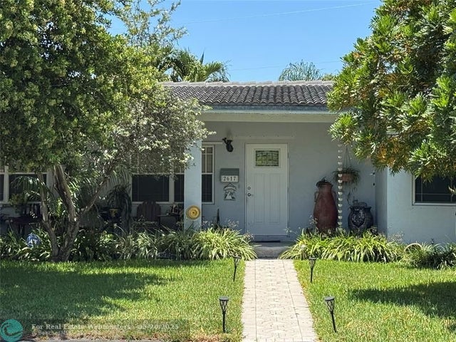 1 of 6 - 2617 Ne 11 Court, Fort Lauderdale, FL