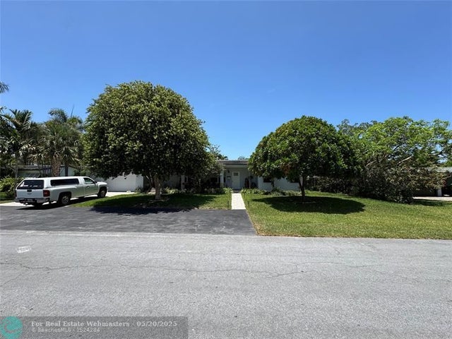 2 of 6 - 2617 Ne 11 Court, Fort Lauderdale, FL