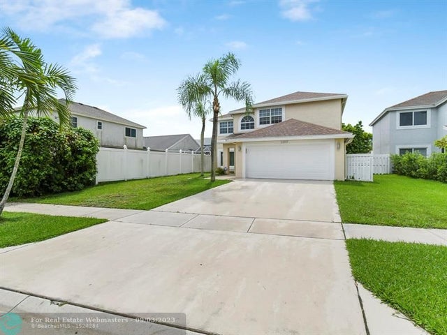 1 of 2 - 22965 Old Inlet Bridge Dr, Boca Raton, FL