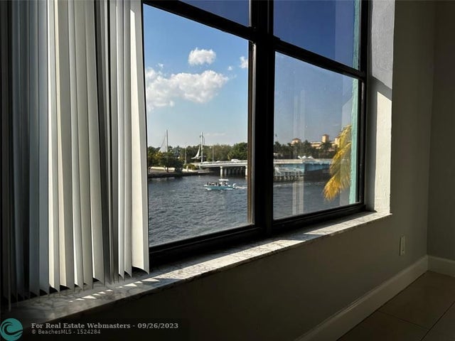 2 of 36 - 105 S Riverside Dr, Pompano Beach, FL