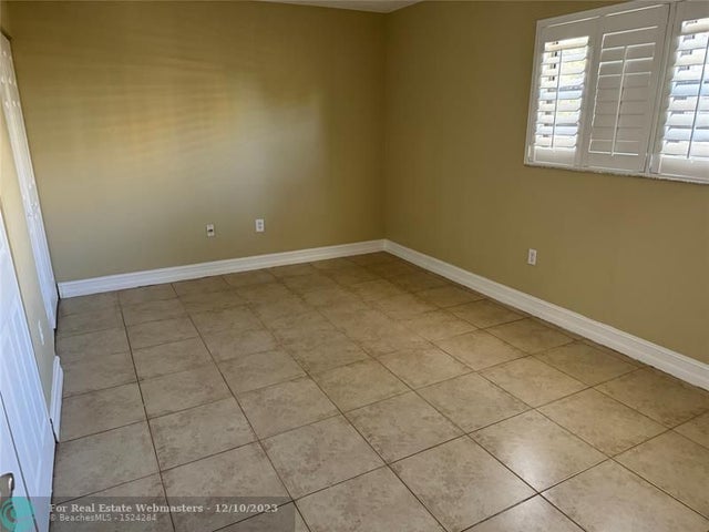 5 of 10 - 1925 Madison St 21, Hollywood, FL