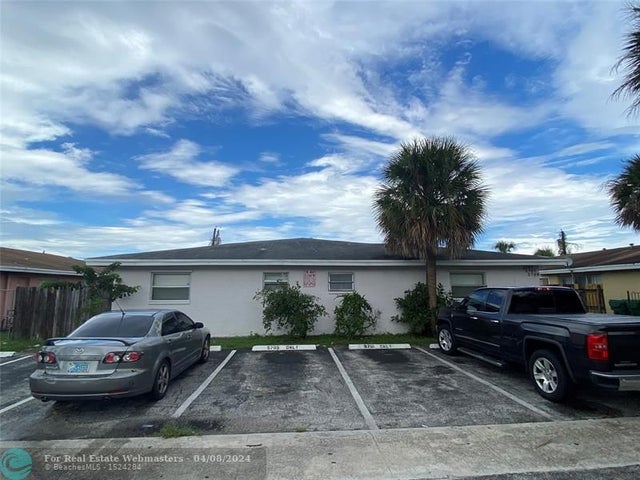 1 of 17 - 5709 Nw 27th Ct, Fort Lauderdale, FL