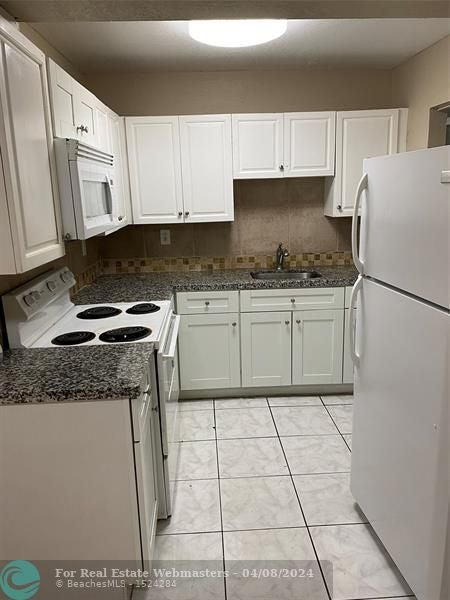 4 of 17 - 5709 Nw 27th Ct, Fort Lauderdale, FL