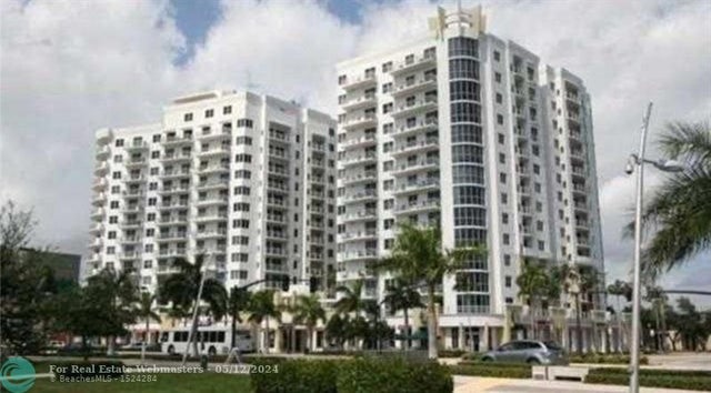 1 of 25 - 1830 Radius Dr 1006, Hollywood, FL
