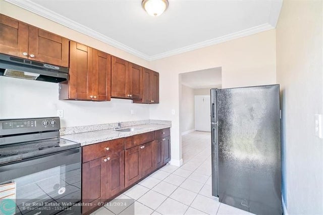 2 of 4 - 713 Nw 14th Ter 4, Fort Lauderdale, FL