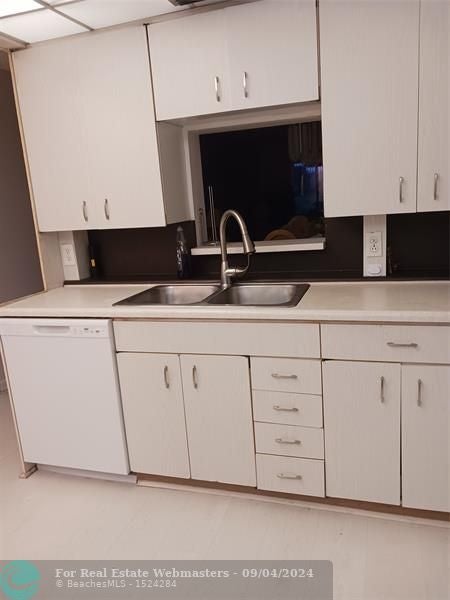 2 of 8 - 3004 Portofino Isle F1, Coconut Creek, FL