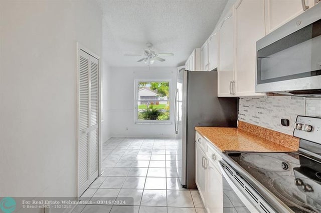 5 of 24 - 5105 Arbor Glen Cir, Lake Worth, FL