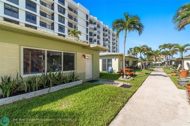 1 of 37 - 820 N Ocean Blvd, Pompano Beach, FL