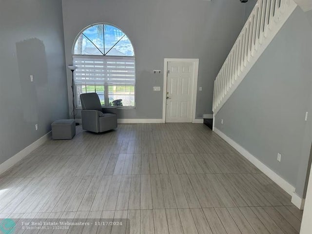 3 of 25 - 12242 Nw 30th Mnr, Sunrise, FL