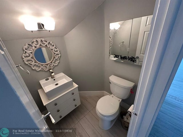 4 of 25 - 12242 Nw 30th Mnr, Sunrise, FL