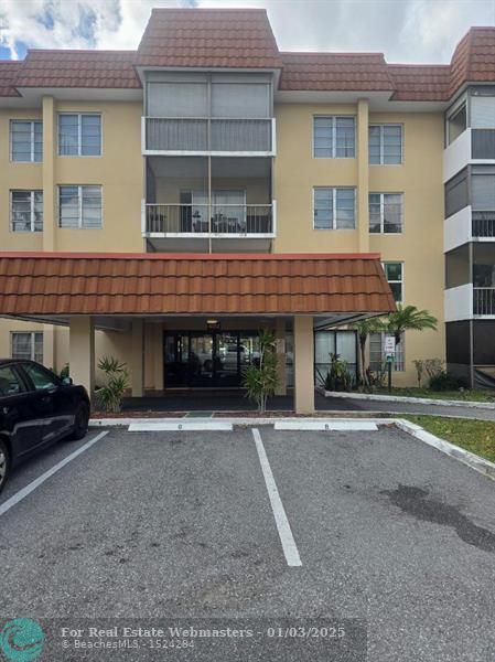 4152 Inverrary Dr 305, Lauderhill