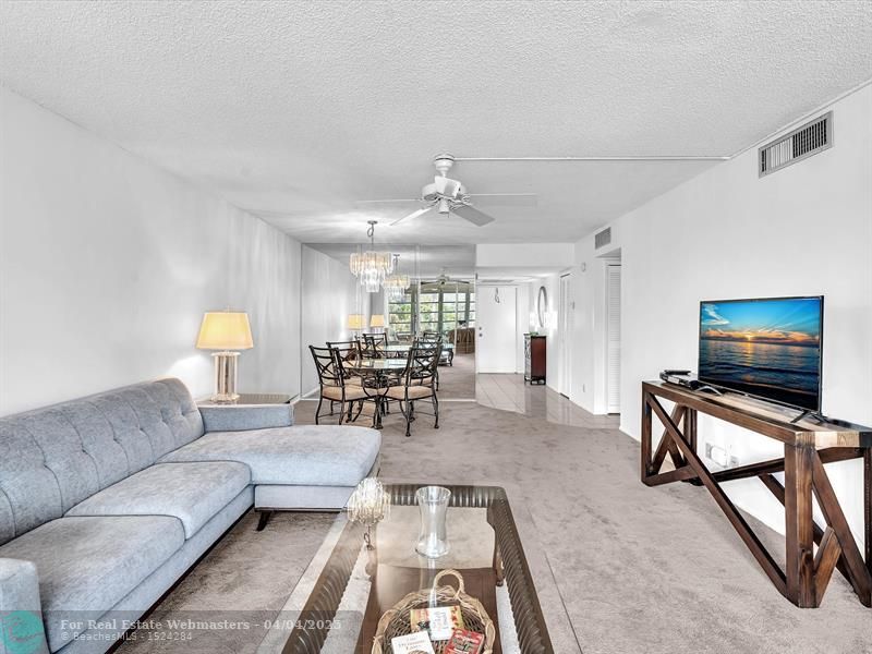 3051 S Palm Aire Dr 202, Pompano Beach