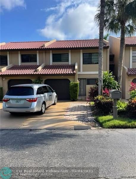 22028 Las Brisas Cir, Boca Raton