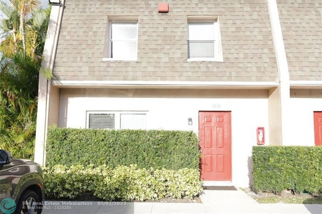 1 of 41 - 3336 Quail Close, Pompano Beach, FL