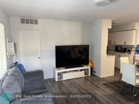 1 of 12 - 3870 Ne 22nd Ter 4, Lighthouse Point, FL