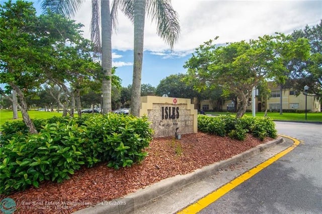 2 of 44 - 12980 Vista Isles Dr 322, Sunrise, FL