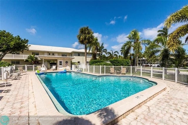 3 of 28 - 2734 Ne 27th Ct 15, Lighthouse Point, FL