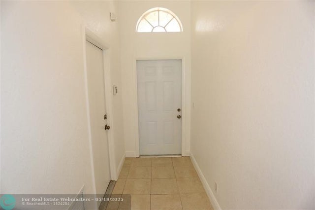 3 of 33 - 6609 Marissa Cir, Lake Worth, FL