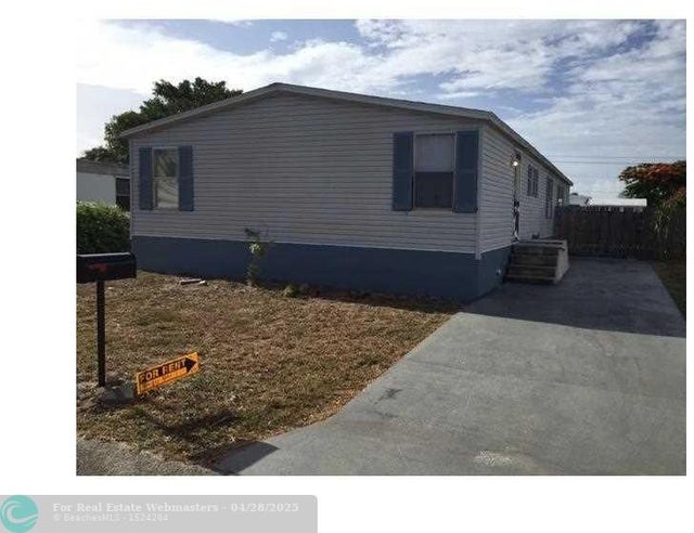 1 of 18 - 11913 Watergate Cir, Boca Raton, FL