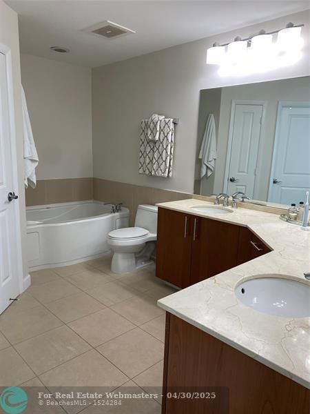 5 of 30 - 1945 S Ocean Dr 1408, Hallandale, FL