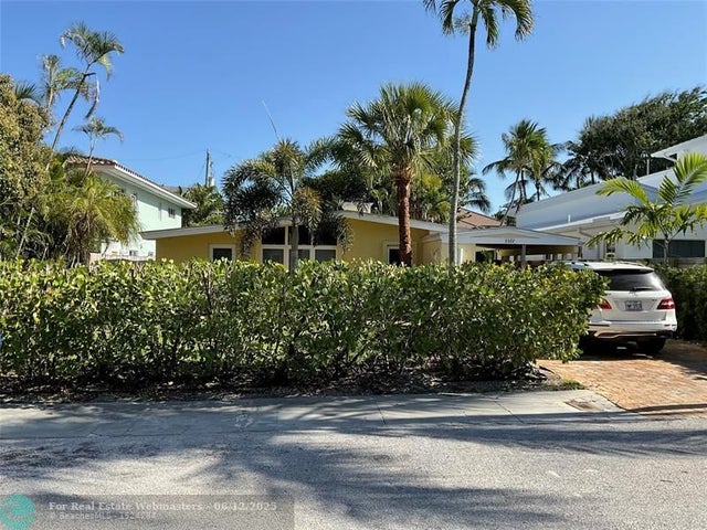 2 of 42 - 3322 Ne 18th St, Fort Lauderdale, FL