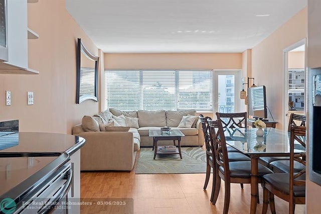 4 of 39 - 3250 Ne 28th St 302, Fort Lauderdale, FL