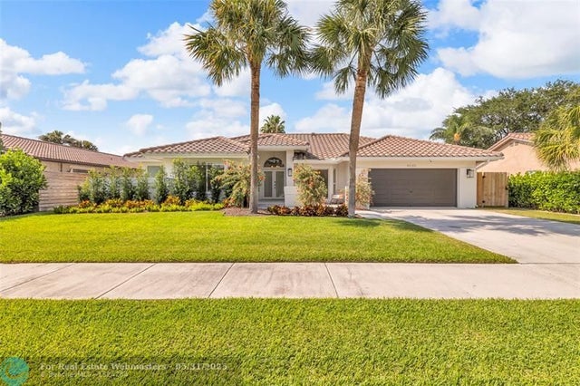 1 of 54 - 9585 Carousel Cir S, Boca Raton, FL