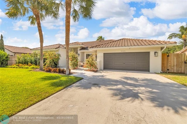 2 of 54 - 9585 Carousel Cir S, Boca Raton, FL