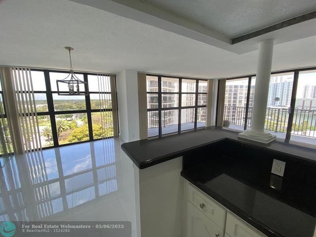 4 of 28 - 400 Leslie Dr 810, Hallandale, FL