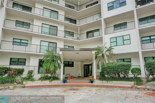 3 of 14 - 900 River Reach Dr 303, Fort Lauderdale, FL