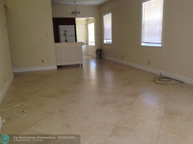 2 of 10 - 2534 Taft St Front, Hollywood, FL
