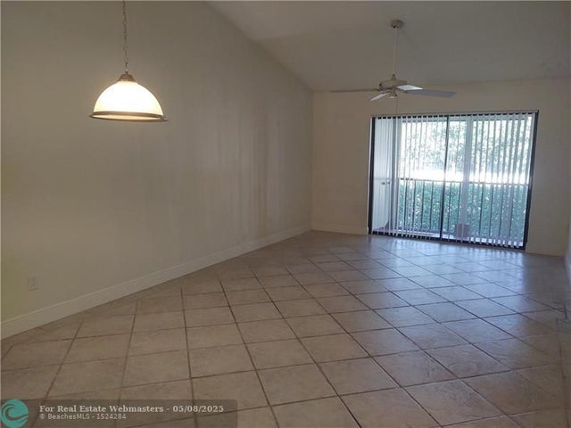 4 of 13 - 5200 E Club Cir 205, Boca Raton, FL