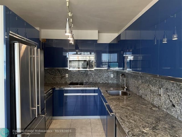 2 of 18 - 345 N Fort Lauderdale Beach Blvd 801, Fort Lauderdale, FL