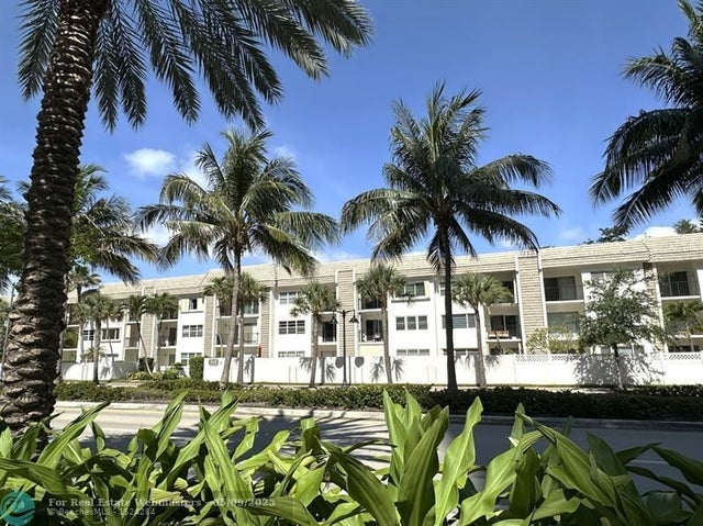 1 of 9 - 4143 N Ocean Blvd 202, Fort Lauderdale, FL