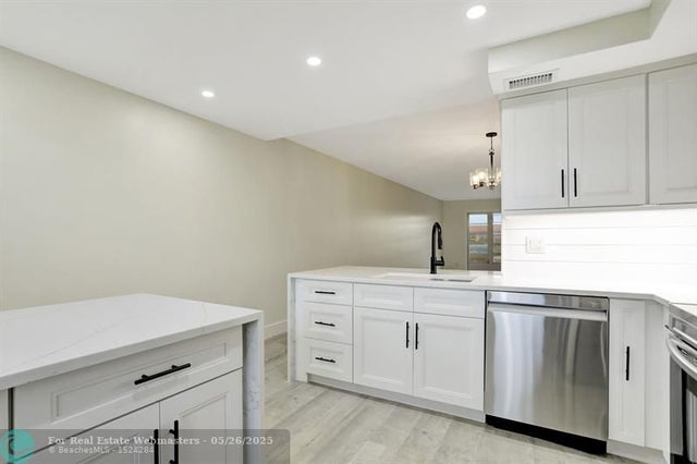 4 of 32 - 3102 Portofino Pt H4, Coconut Creek, FL